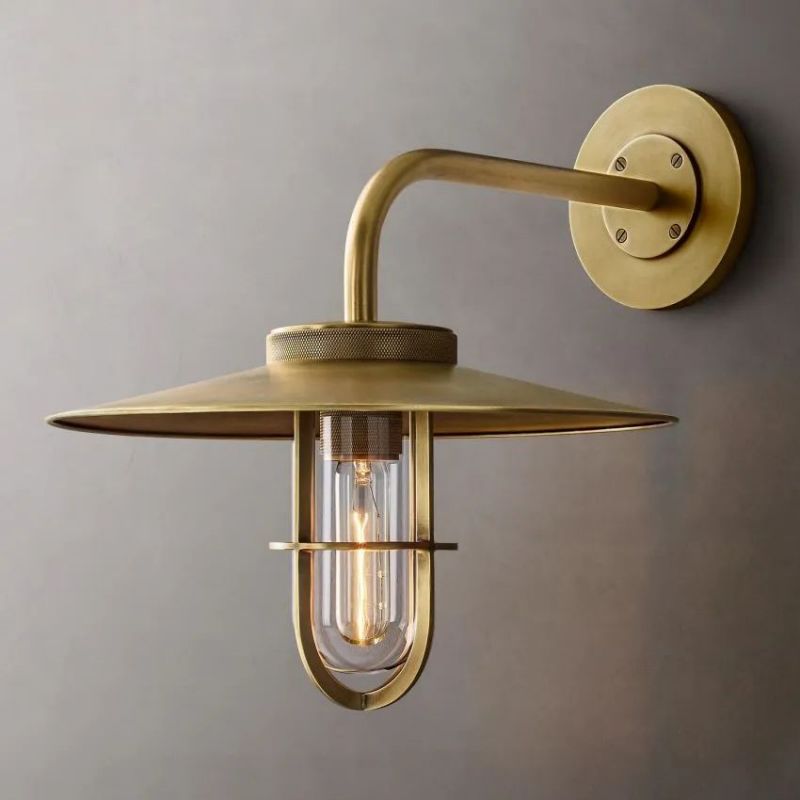 Utilitaire Barn Outdoor Wall Sconce